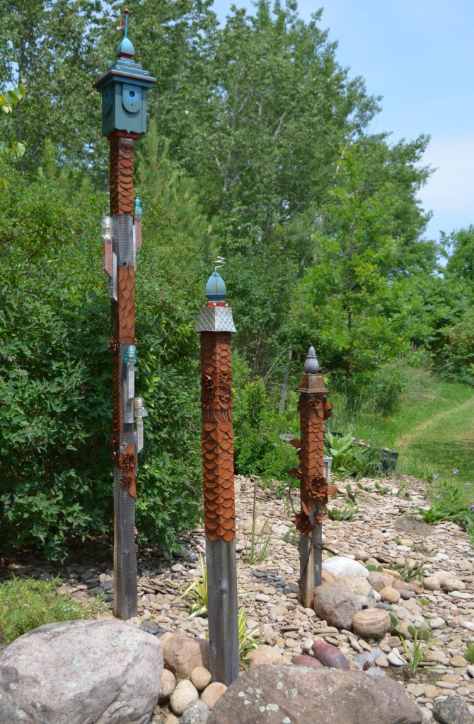 Art poles 1