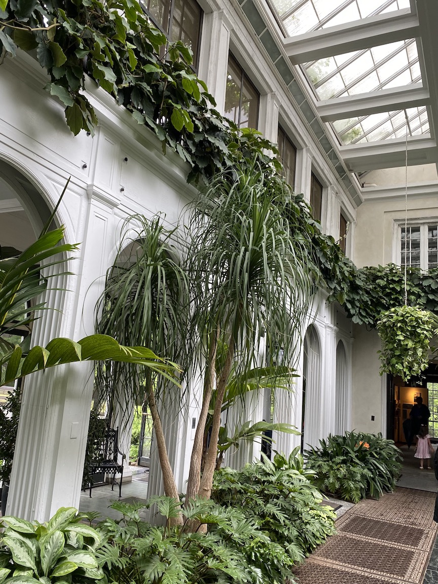 Side view of Atrium at Peirce-du Pont house