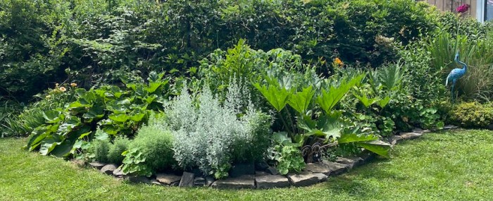 Garden bed with texture