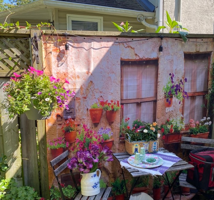 Garden with photo mural