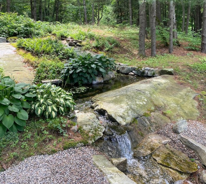 Top of very large water feature
